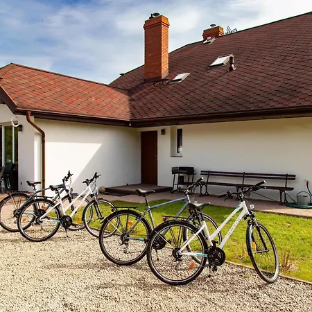 Dom Lesny Zakatek Od Luxflats 別荘 オストロボ