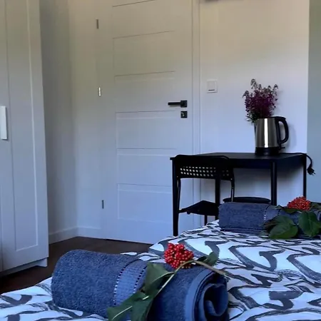 Dom Lesny Zakatek Od Luxflats * オストロボ